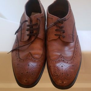 Gordon Rush collection brown dress shoe. Nearly ne